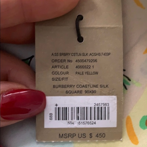 Burberry silk scarf - Picture 2 of 7